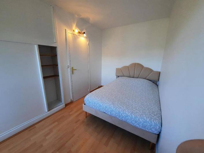 Gîte pour 2 personnes, avec jardin ainsi que sauna et jacuzzi à Yerres - 3