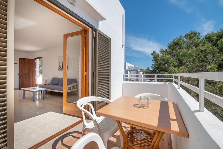 Ferienwohnung für 2 Personen, mit Balkon und Garten in Cala Ferrera - 3
