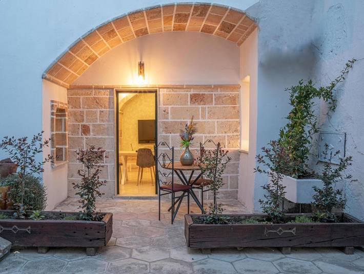Location de vacances pour 6 personnes, avec vue et terrasse à Copertino