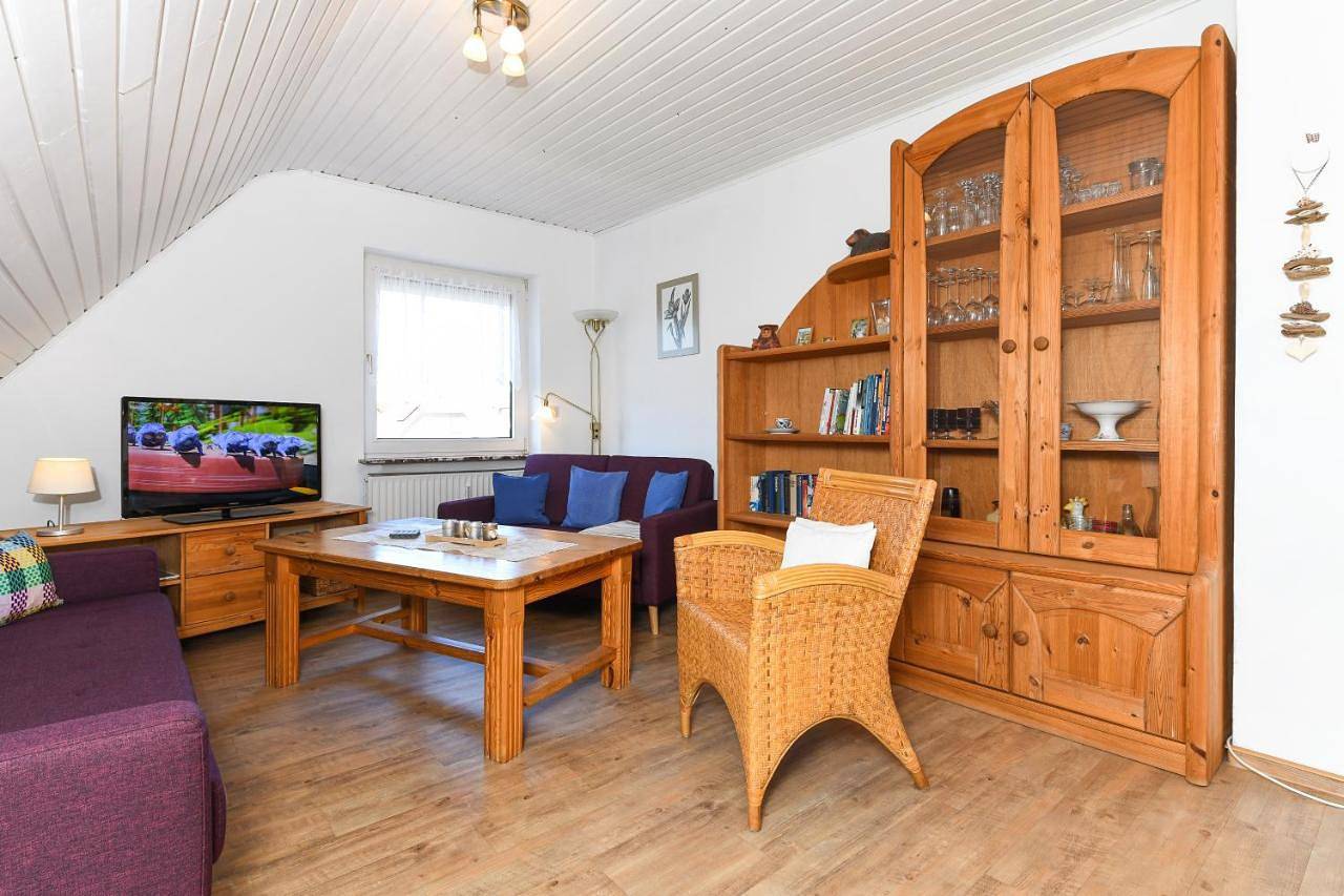 Ganze Wohnung, Ferienwohnung im Haus Leemreize in Blomberg (Ostfriesland), Landkreis Wittmund