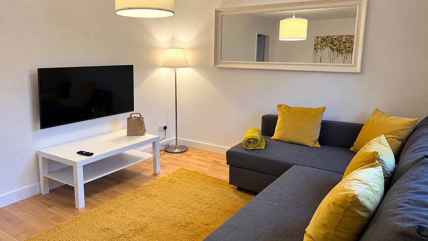 Holiday apartment for 4 people, with Garden in Dunfermline