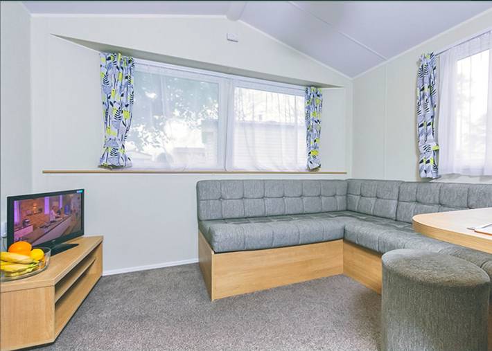 Caravan for 4 people on the Isle of Wight