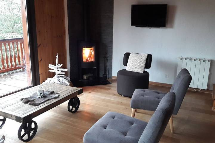 Chalet für 8 Personen, mit Balkon und Garten - 1