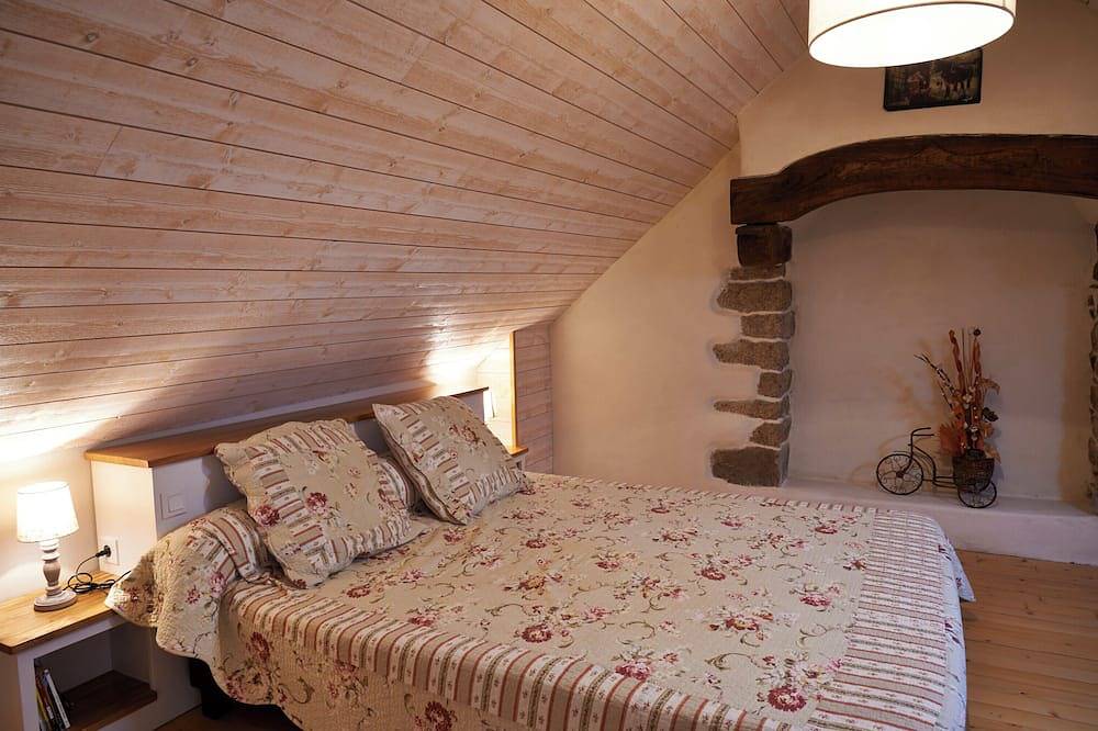 Spacious, quiet house ideal for families in Huelgoat, Châteaulin und Umgebung