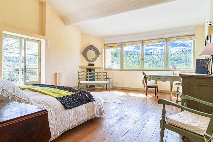 Location de vacances pour 12 personnes, avec jardin et piscine, animaux acceptés à Grambois - 2