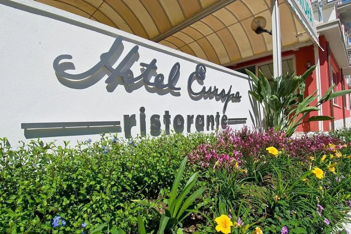 Hotel para 3 personas - 1