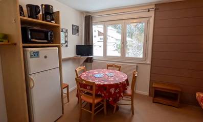 Appartement De Vacances pour 5 Personnes dans Lélex, Jura Francais, Photo 1