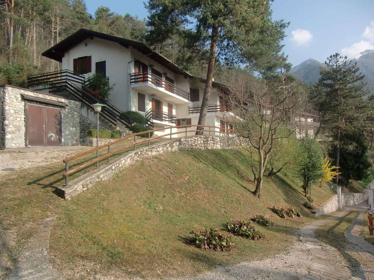 Ganze Ferienwohnung, Ferienwohnung mit Terrasse in Val Maria-pur, Ledro
