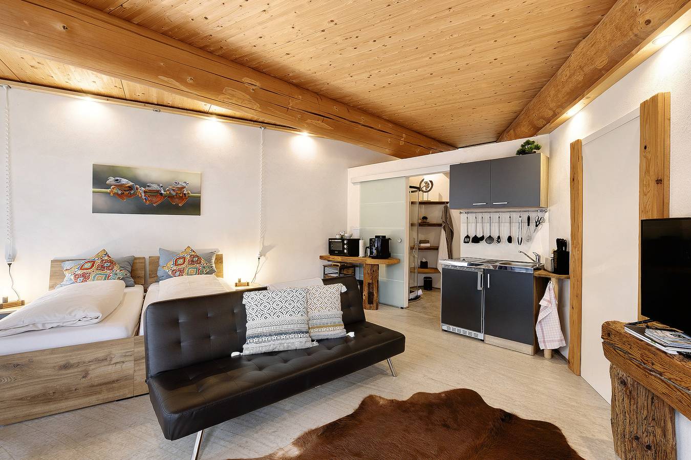 Ganze Wohnung, Ferienwohnung '-3-die Drei, Studio 35qm' mit Privatterrasse, Gemeinschaftsgarten und Wlan in Rosenfeld, Neckar-Alb