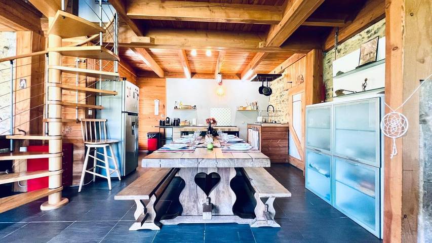 Location de vacances pour 6 personnes, avec jardin ainsi que piscine et vue à Asson - 2