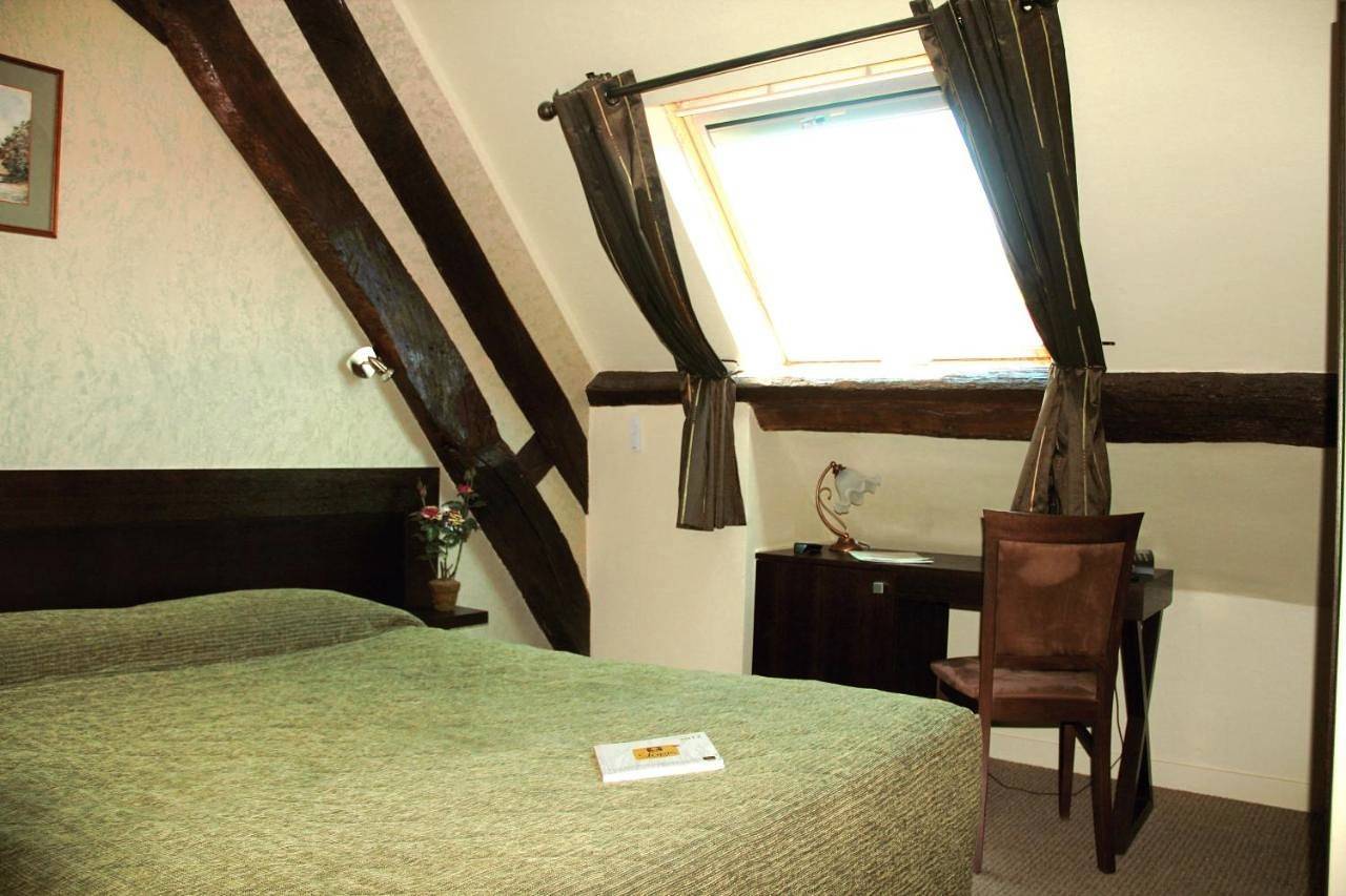 Double or Twin Room in Couches, Région d'Autun