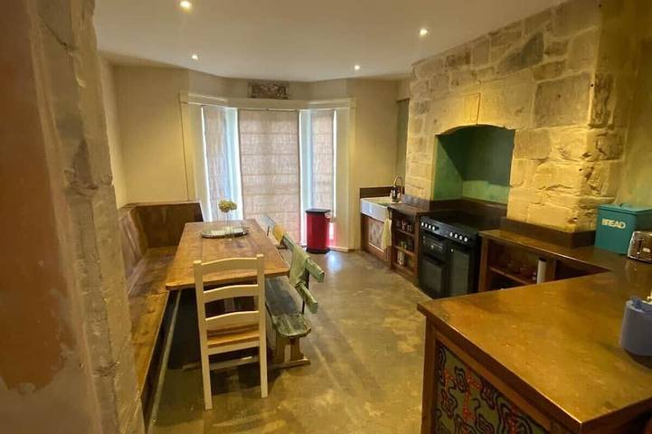 Holiday home for 6 people in Bath