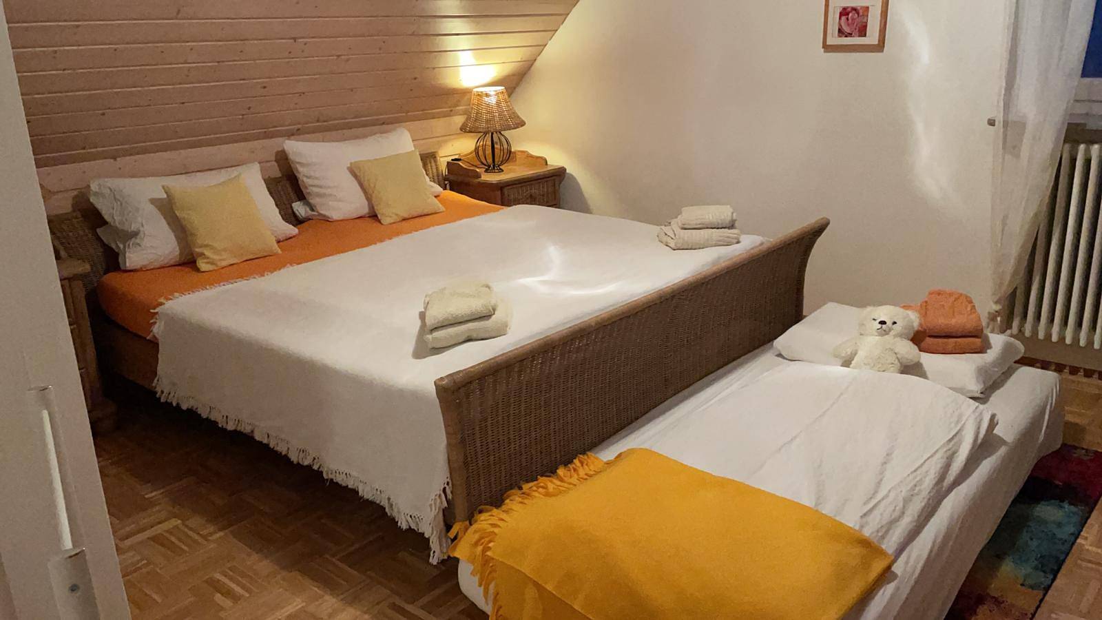 Ganze Wohnung, Apartment 'Seeliebe' mit Seeblick, gemeinsamer Terrasse und Wlan in Radolfzell am Bodensee, Landkreis Konstanz