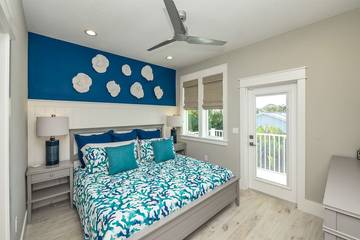 Vacation House for 18 Guests in Sarasota Beach, Siesta Key, Picture 2