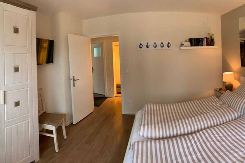 Hel lejlighed, Ferielejlighed for 4 personer med terrasse in Helgoland