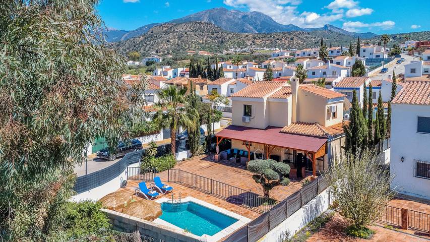 Villa for 6 people, with garden - 1