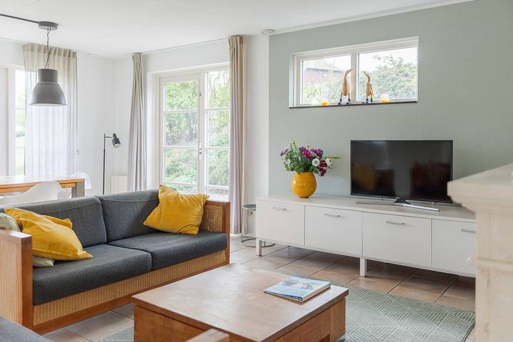 Ferienhaus für 6 Personen, mit Whirlpool und Sauna sowie Garten in Makkum - 4