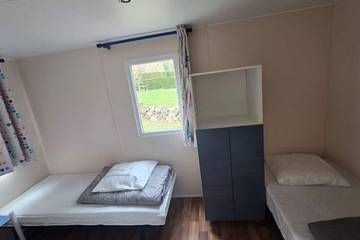 Camping pour 5 Personnes dans Champagnac-le-Vieux, Parc Naturel Régional Livradois-Forez, Photo 1