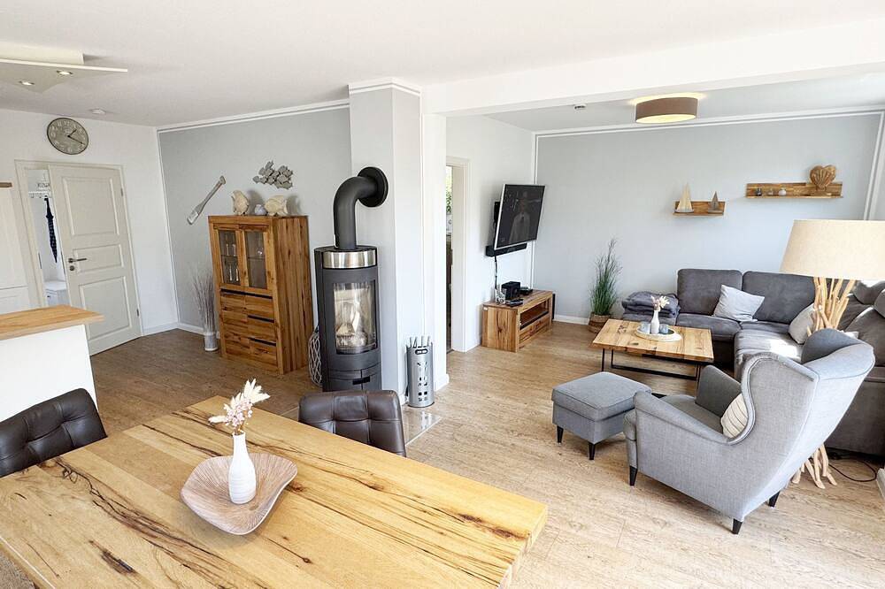 F: Ferienhaus Uns lütt Hus mit Sauna, Kamin & Terrasse - Ferienhaus Uns lütt Hus in Selliner See, Baabe