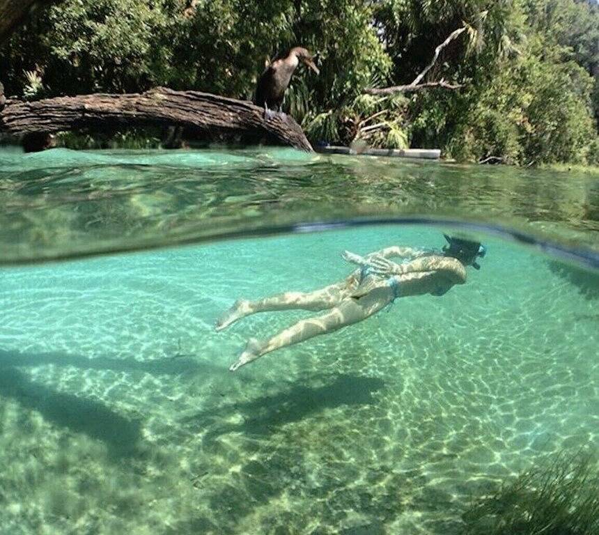 “Divers Inn” on The Rainbow River in Marion County (FL)