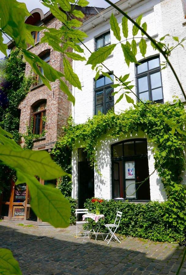 Chambre d’hôte pour 3 personnes, avec balcon et jacuzzi à Gand - 4