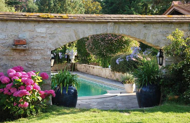 Chambre d’hôte pour 2 personnes, avec jardin et jacuzzi ainsi que sauna et piscine dans Île de France - 3