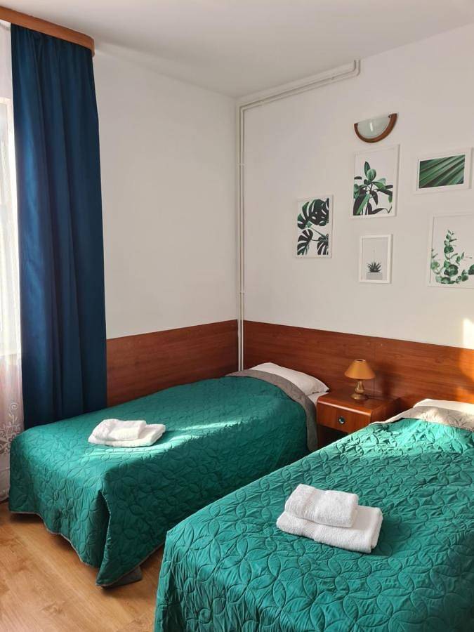 Hotel für 4 Personen, mit Terrasse
