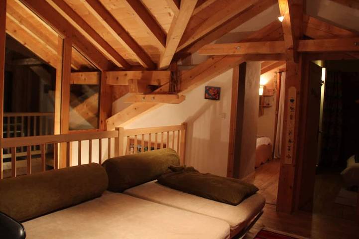 Location de vacances pour 12 personnes, avec jacuzzi et jardin, animaux acceptés dans Golf Club du Lac d'Annecy - 2