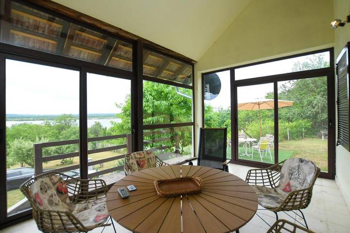 Location de vacances pour 6 personnes, avec jacuzzi et jardin à Kladovo - 3