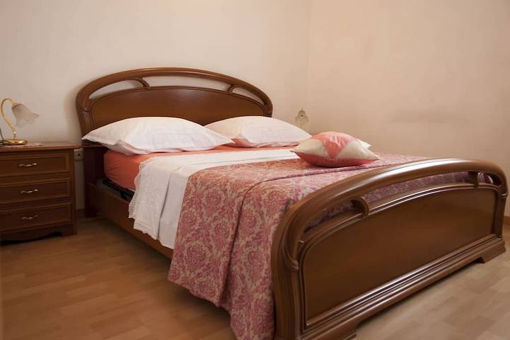 Appartamento intero, Longin Lamljana- Two bedroom apartment with seaview balcony in Calli Croazia, Isola di Ugljan
