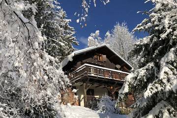 Maison de campagne pour 6 personnes, avec balcon et jardin dans Doucy