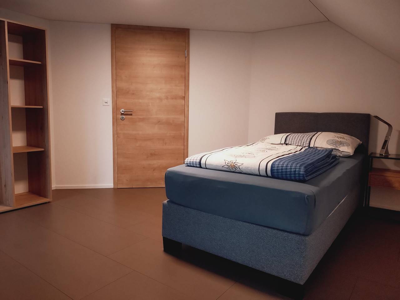 Ganze Ferienwohnung, Appartement "3.5 Zi-Dachwohnung" in Kerns, Obwalden