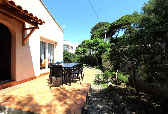 Villa pour 6 personnes, avec jardin à Giens