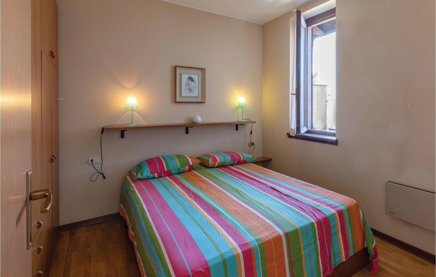 Ganze Ferienwohnung, Gemütliche Wohnung am See mit Parkplatz und Terrasse in Germignaga, Lago Maggiore (Lombardei)