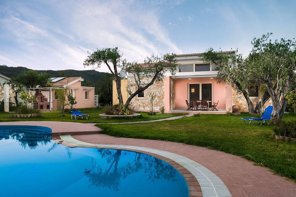 Bungalow für 4 Personen in Moraitika, Korfu