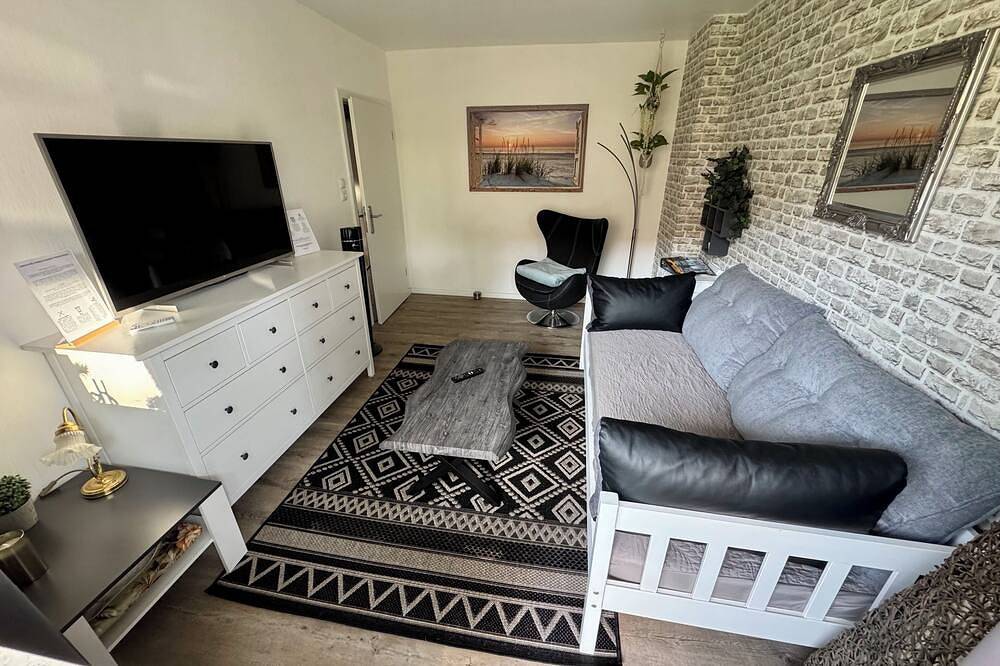 Ganze Wohnung, Zwei Zimmer Appartement ( ideal für 2 Pers.) in Bremen, Bremen Bundesland