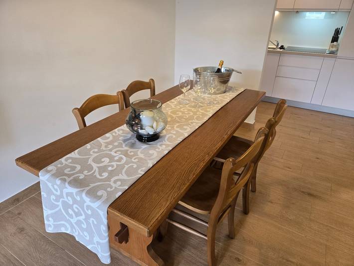 Entire apartment, Brema Beach Guest House in Colombare, Sirmione