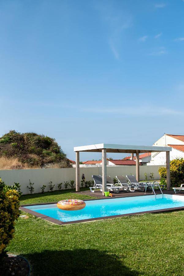 Location de vacances pour 5 personnes, avec vue ainsi que piscine et jardin dans Castelo do Neiva - 3
