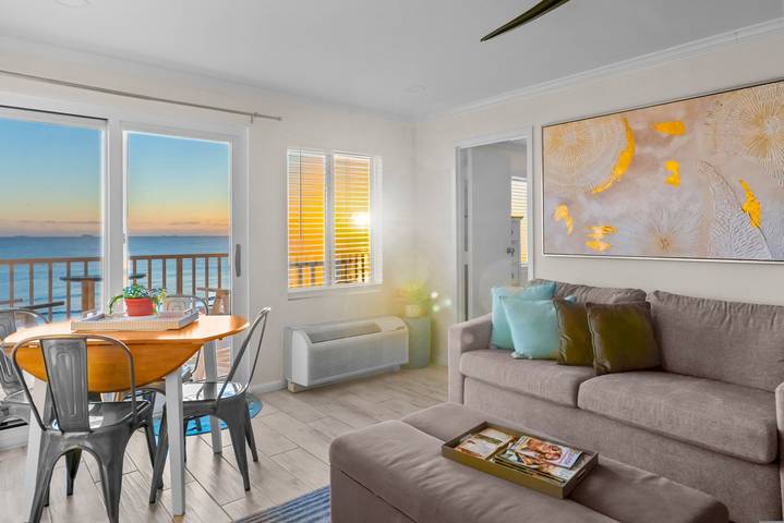 Apartamento de vacaciones para 6 personas, con vistas al mar además de piscina y balcón, Familias con niños - 1