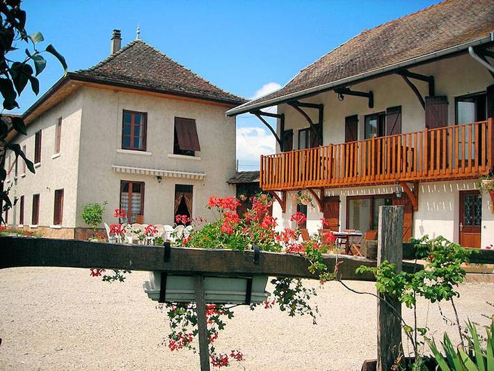 Gîte pour 8 personnes, avec balcon et jardin