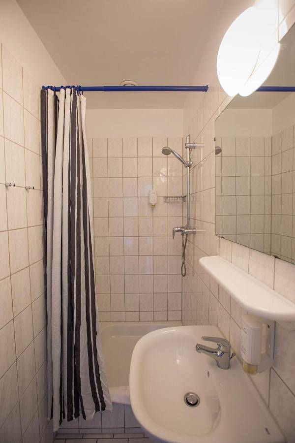 Hotel für 5 Personen, mit Garten und Ausblick, mit Haustier in Kreuzberg Berlin - 4