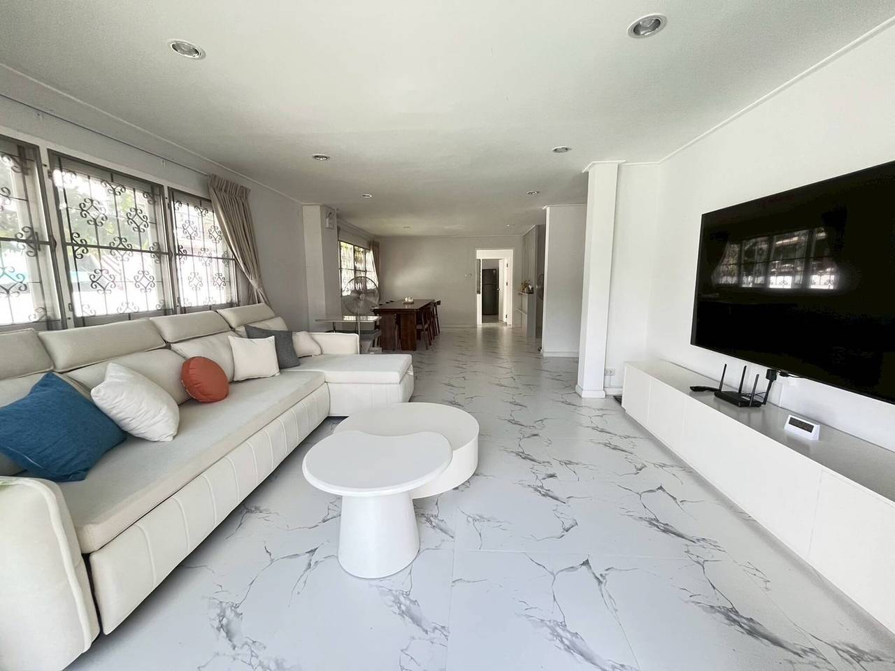 5 beds 452sqm with Private garden Pet-friendly Cctv quiet and homey in Bangkok, Thailand