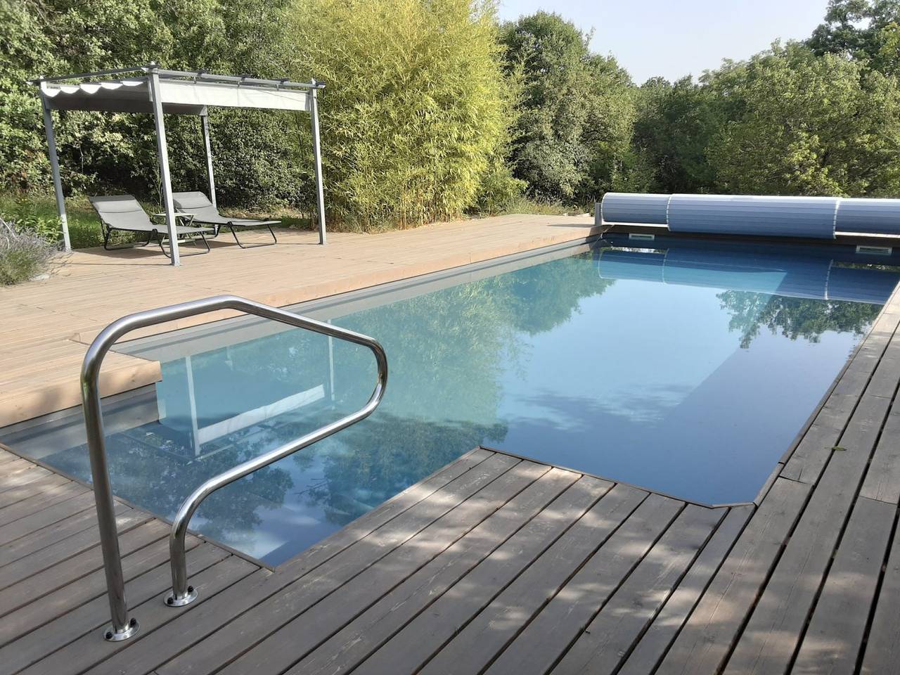 Les Cyprès de Tournié, gîte 12 personnes avec piscine in Gindou, Lot