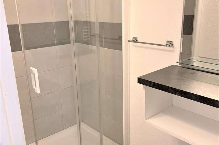 Gîte pour 3 personnes, avec jardin dans Plage Trestignel - 3