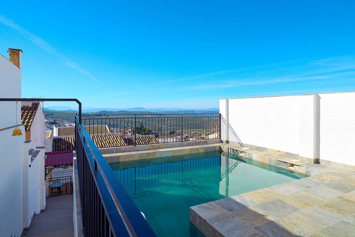 Casa rural para 8 personas, con Balcón y Jardín en Rute