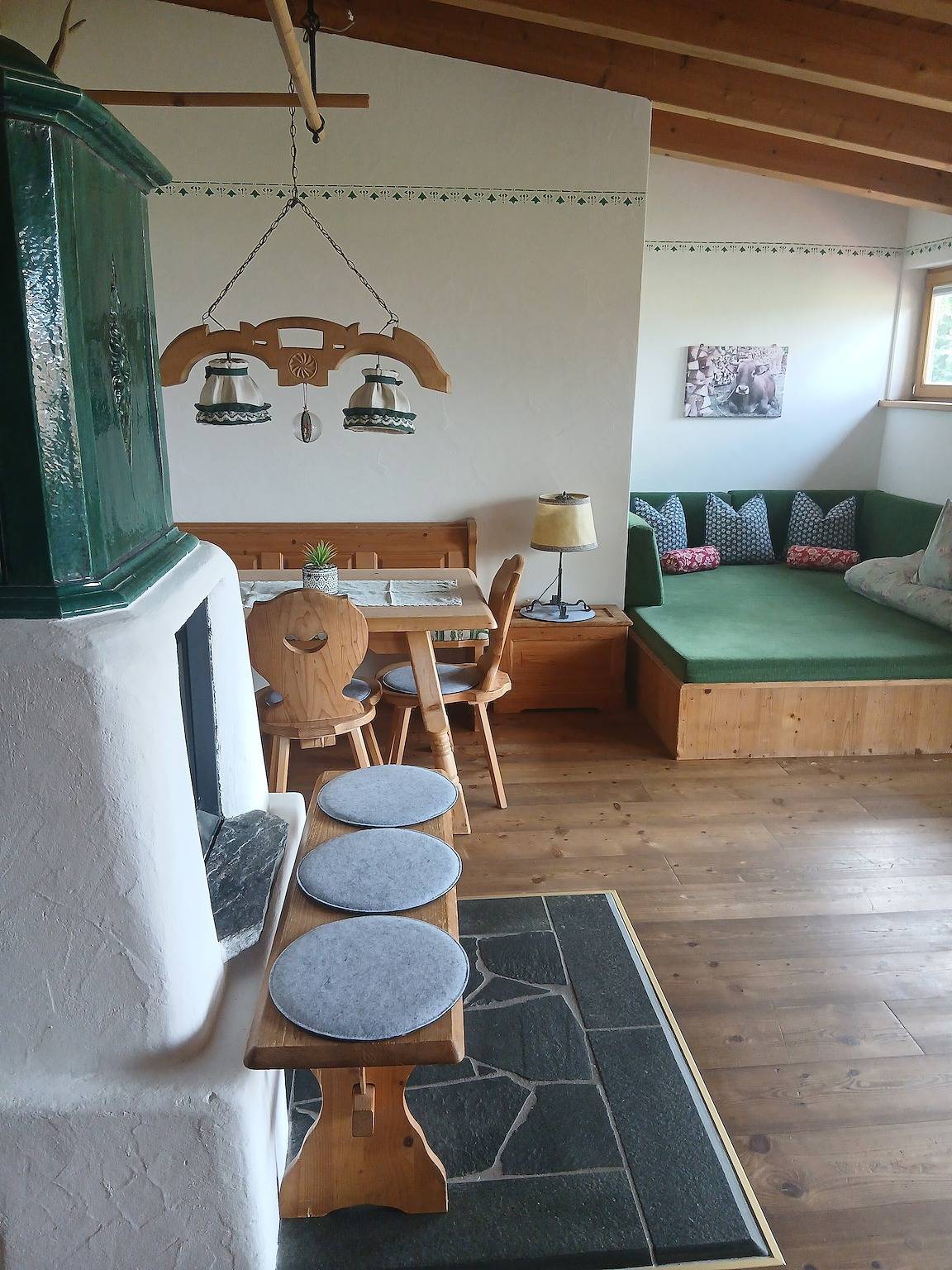 Ganze Wohnung, Apartment „Zum Rießacker“ mit Bergblick und Wlan in Garmisch-Partenkirchen, Bayerische Alpen