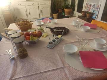 Location De Vacances pour 4 Personnes dans Givry, Région de Chalon-sur-Saône, Photo 3