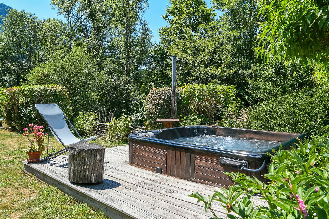 Casa de vacaciones 'Fayard' con vistas a la montaña, terraza privada y Wi-Fi in Aillon-le-Jeune, Chambéry region