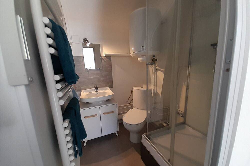 Apartamento entero, Charming studio in Bois-le-Roi with private parking in Bois-le-Roi, Sena y Marne