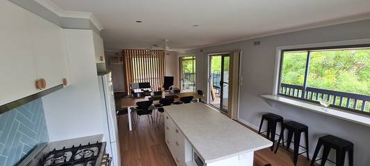 Holiday Home for 14 People in Bonnie Doon, Shire of Mansfield, Photo 2